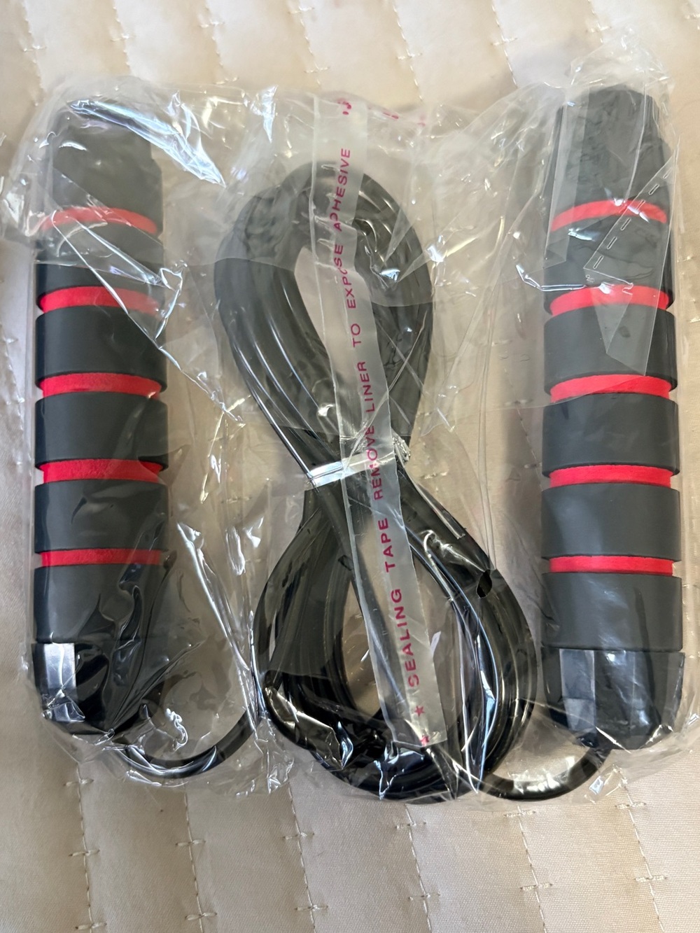 NEW Black & Red Jump Rope with Carrying Bag